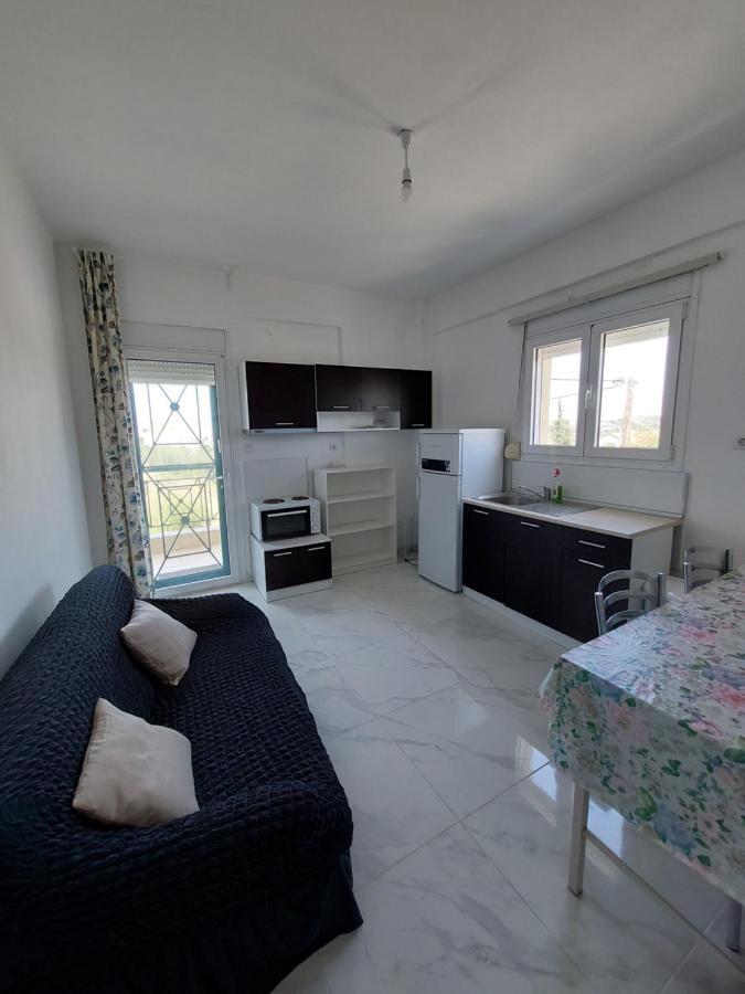 Anna'S Rooms Nea Michaniona Bagian luar foto